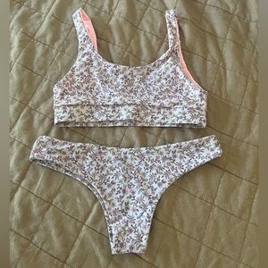 Floral Kulani Kini